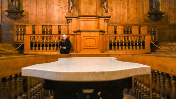 Visit the Archiginnasio Palace and Anathomical Theatre