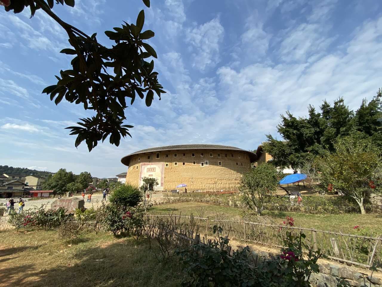Tour di un giorno all'attrazione dei Tulou di Yongding Gaobei a Fujian con trasferimento gratuito da e per l'hotel e visita guidata multilingue con guida