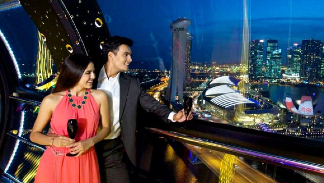 [Singapore Flyer] Singapore Flyer admission ticket/commander experience ticket/premium champagne experience ticket - multiple packages available - enjoy the Singapore skyline at Marina Bay
