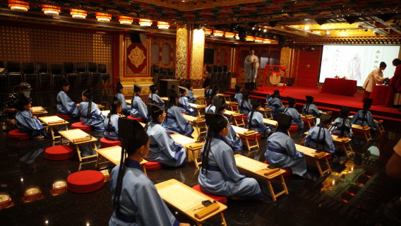 Liang Bao Lou opening ceremony of writing: Admire cultural treasures of Hexi painted art, experience traditional rituals, and open the door to wisdom