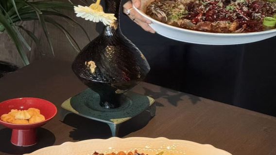 Stagione Chang'an · Cucina dello Shaanxi di alta gamma | Vista sulla Pagoda della Grande Oca | Menu personalizzato da chef patrimonio immateriale | Scelta ideale per scoprire la cultura culinaria dello Shaanxi