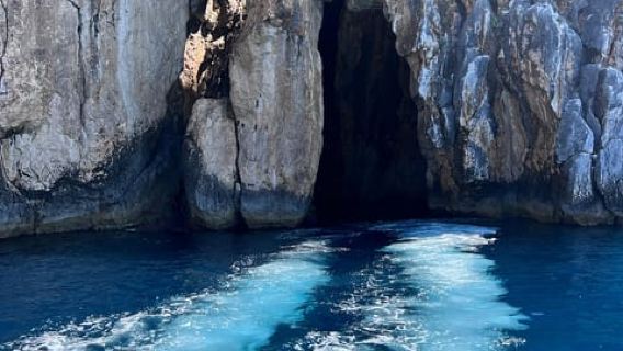 Himara: Catamaran Boat Tour with Beach Stops