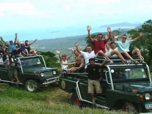 นั่งรถจี๊ปทัวร์ซาฟารี (Wild Jeep Safari)