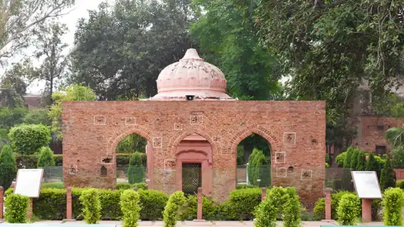 Private Full Day Amritsar City Tour with Local Guide