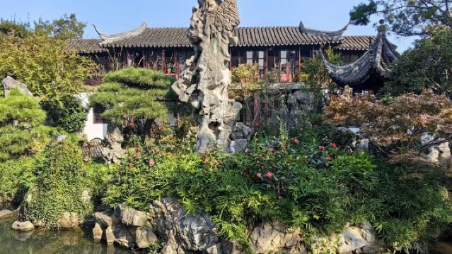 Live guide at Lingering Garden (Liuyuan Garden) attraction in Suzhou|Lingering Garden: Scenes Unfolding (Admission ticket at own expense, booking assistance available)