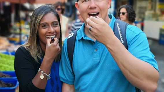 Athens: Traditional Greek Food Tour