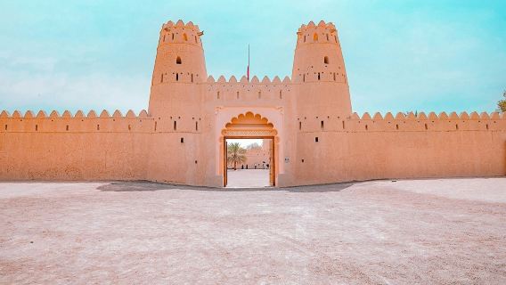 Al Ain: Guided City Tour from Abu Dhabi + Buffet Lunch