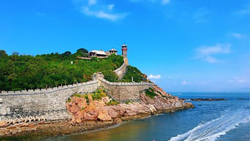 煙台蓬萊閣+八仙過海+帆船出海+文成城堡+金沙灘孤獨鯨一日遊 煙台蓬萊閣+八仙過海+帆船出海+文成城堡+金沙灘孤獨鯨一日遊