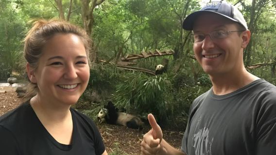 Tour tham quan Trung tâm nhân giống gấu trúc Thành Đô trọn gói nửa ngày riêng tư