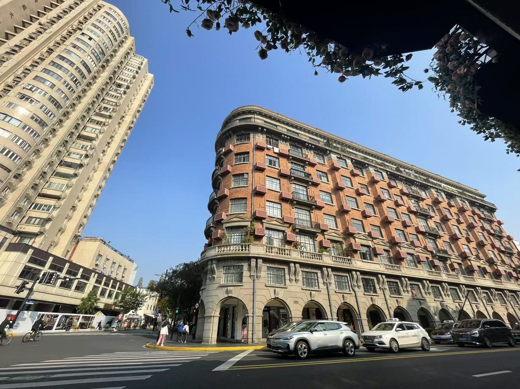 อนุสรณ์สถานของซงชิงหลิงเซี่ยงไฮ้ + อาคารอู่คัง + ถนนอู่คัง การบรรยายด้วยไกด์ 2 ชั่วโมงรวมหูฟัง