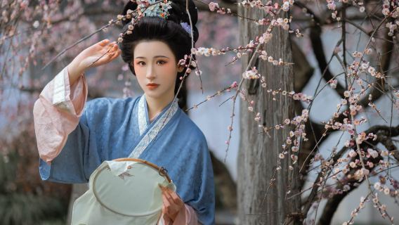 察哈爾右翼後旗の旅フォト【草原都市のチェックインスポットで乗馬同行撮影・豪快でロマンチック+多言語対応の現地カメラマンガイド】