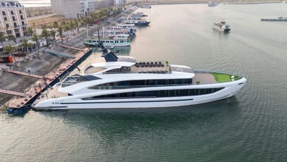 Taliya 5-Star Cruise Halong & Lan Ha Bay – Day Tour with Kayak, Pool & Local Lunch