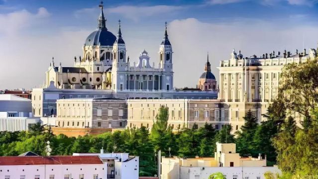 Lawatan sehari di Lisbon, Portugal + Katedral Lisbon + Bandar Lama Alfama.
