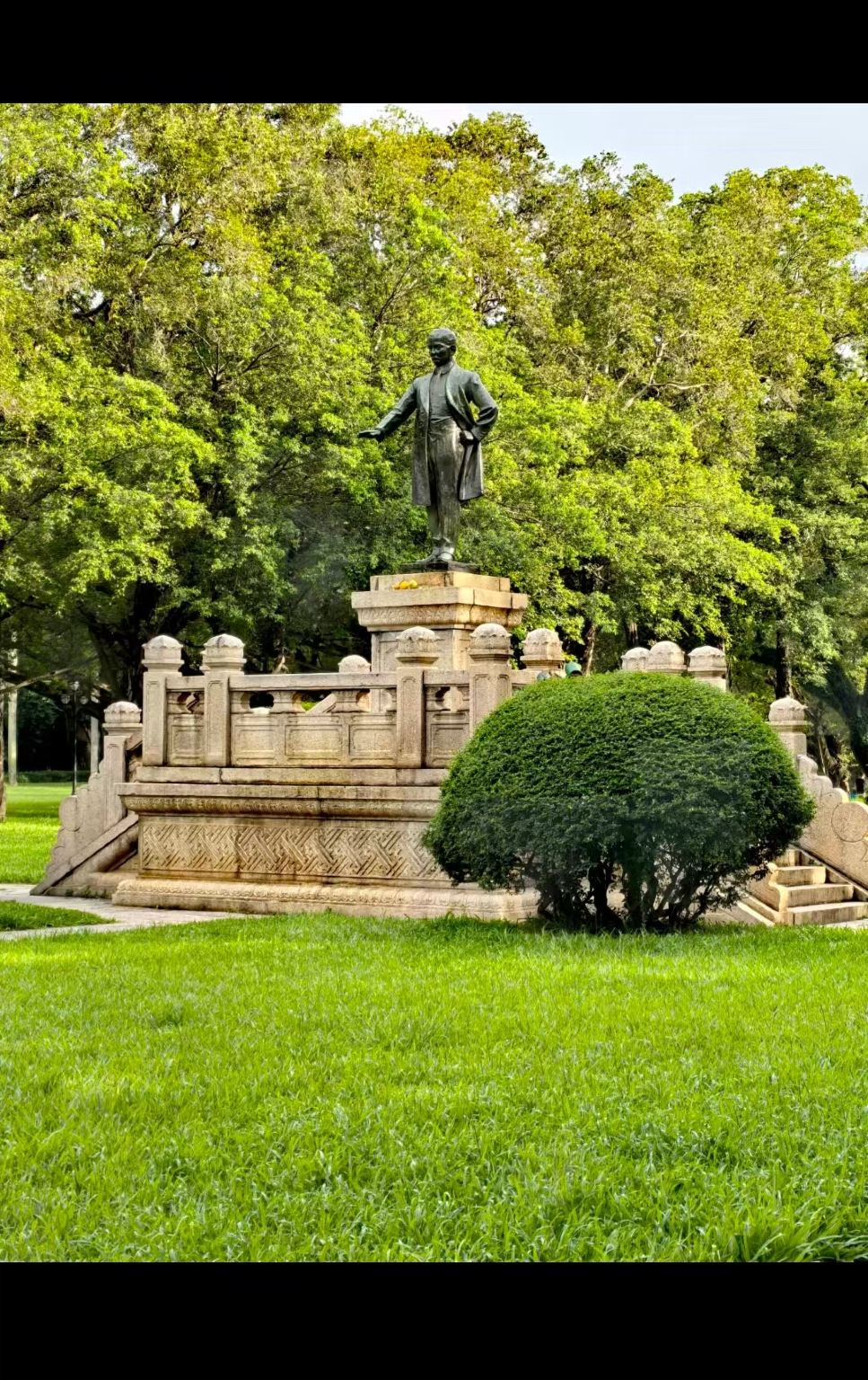 Tour di un giorno con noleggio con conducente esclusivo per Sun Yat-sen University + Museo Marittimo di Guangzhou + Tempio del Dio del Mare Meridionale / itinerario flessibile