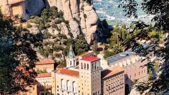 西班牙聖山修道院與佩內德斯酒莊品酒一日遊-蒙特塞拉特+酒莊