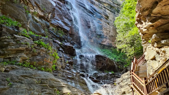 阜平天生橋一日遊