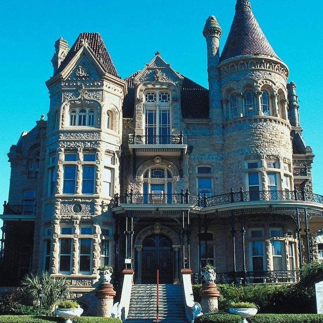 Houston: Guided Double-Decker Bus Tour + Galveston Visit