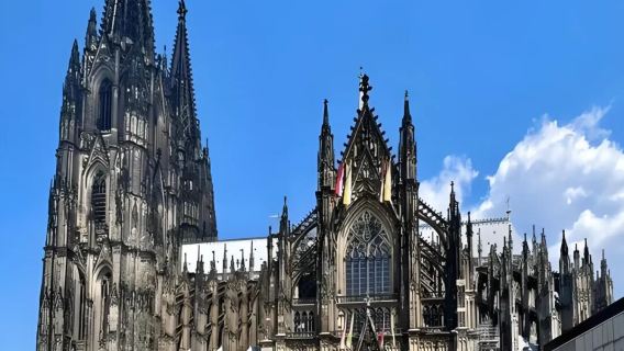 科隆大教堂+霍亨索倫橋+路德維希博物館藝術宗教一日遊