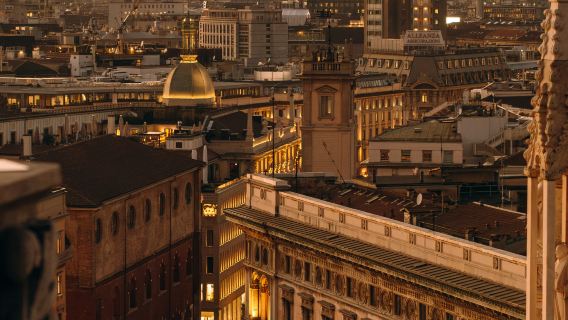 Book after inquiry/Italy Milan Cathedral Duomo Lake Como Sforza Castle San Siro Stadium/Airport/Point-to-point transfer/Tour guide and driver/Private car service