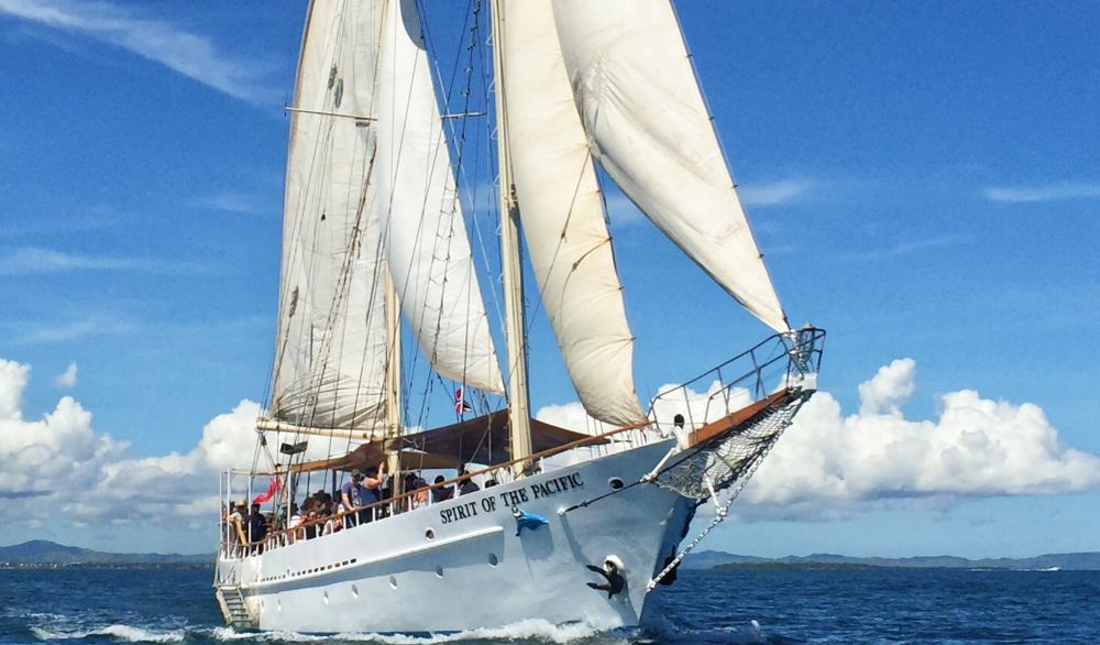 Perjalanan satu hari dengan Kapal Pesiar Kapten Cook ke Pulau dan Terumbu Karang di Fiji [Termasuk m