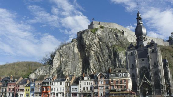 Privat dagstur fra Gent i Belgien til Dinant Val Joly Slot og Chimay Kloster