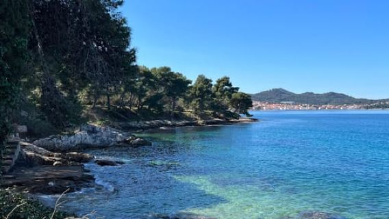 Zadar: Luxury 4 Hour Boat Tour & Blue Bay Swim with Drinks