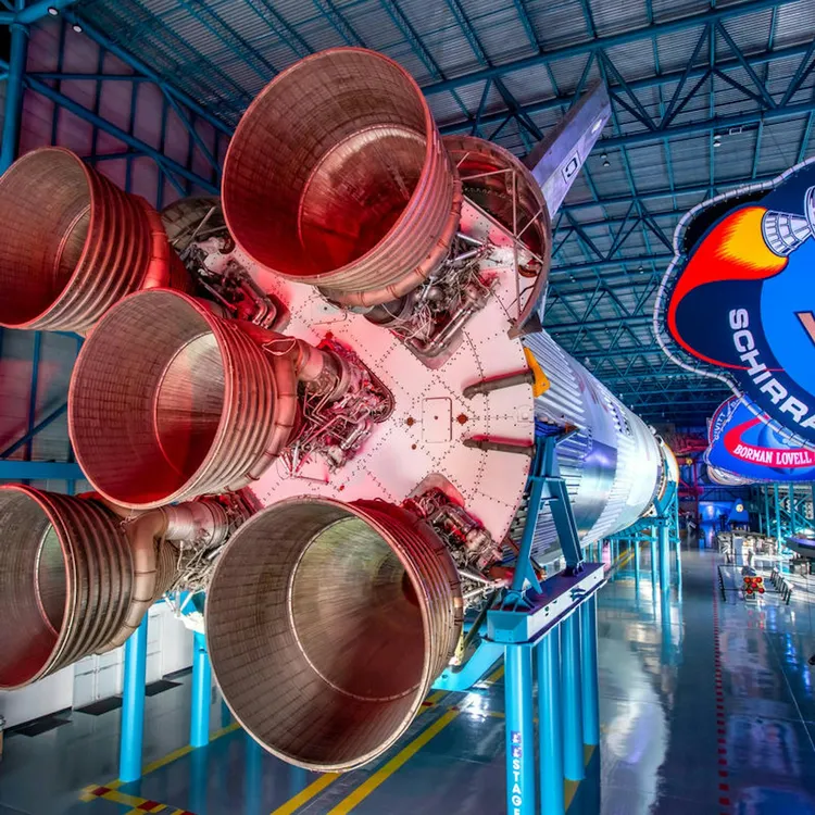 NASAケネディ宇宙センター訪問者複合施設：入場券＋探検ツアー | Trip.com