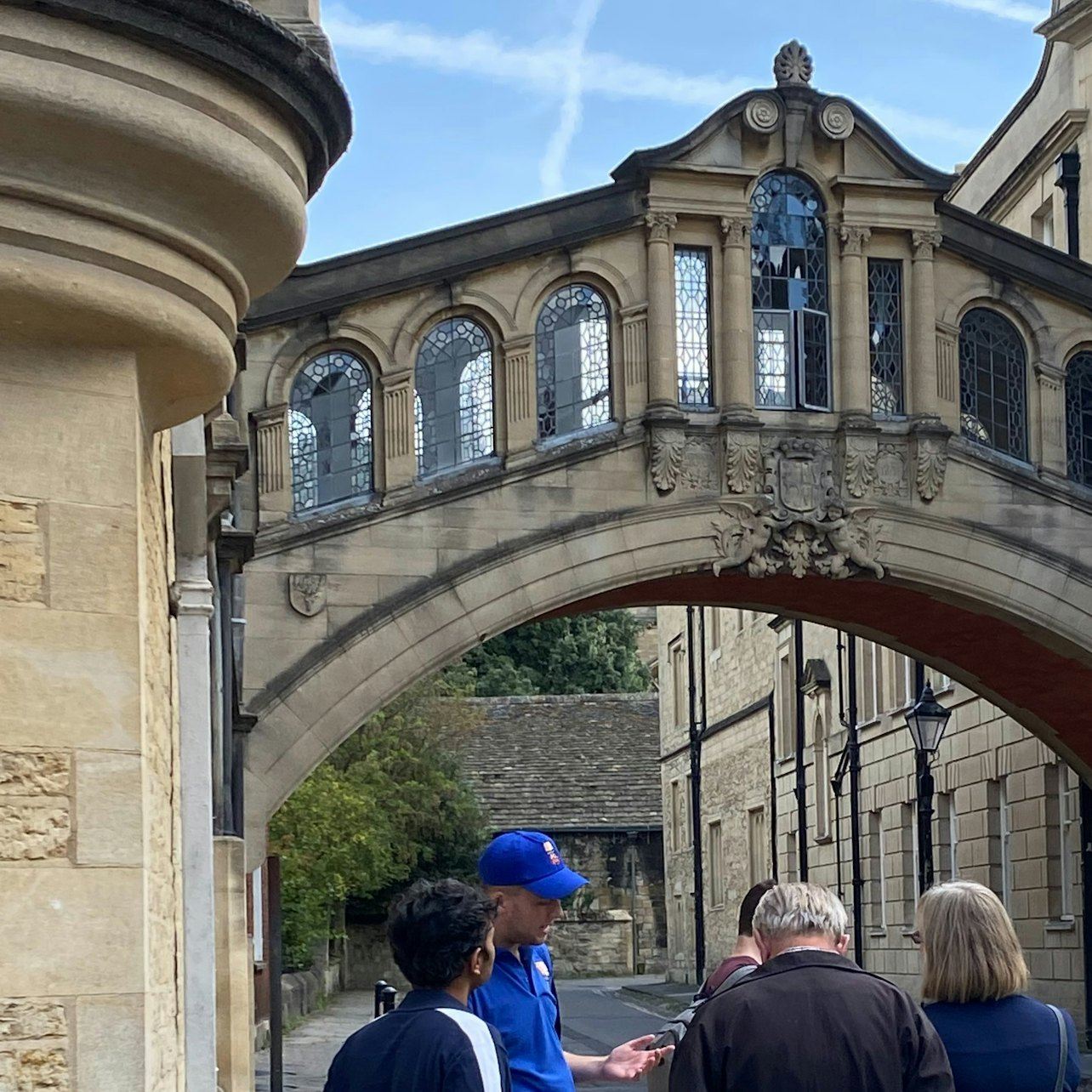 Combined Oxford University Walking & Punting Tour