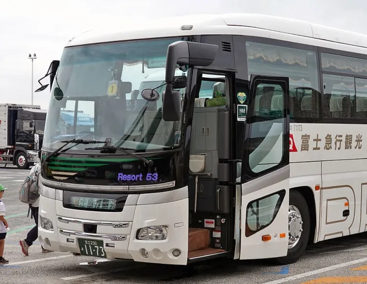 富士急行神奈川藤沢山梨県カワグチコ高速バス片道往復チケット | Trip.com