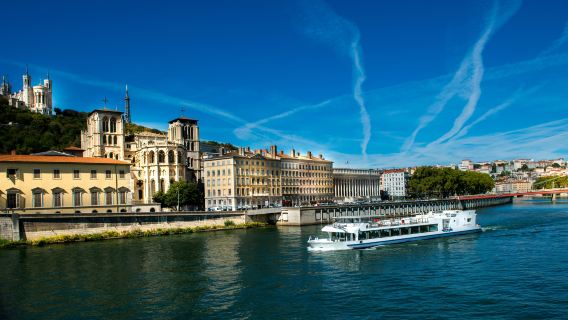 Lunch Cruise on the Saône by Les Bateaux Lyonnais Hermès II