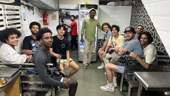 Tour a piedi dal vivo di South Bombay