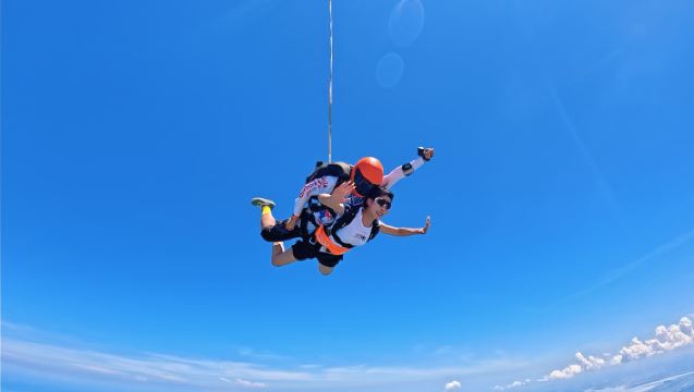 海南儋州海花島海景跳傘官方預約三亞博鰲樂東萬寧【海景跳傘+教練1V1帶跳+美美出片+視頻剪輯】