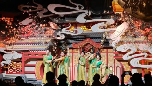 敍宴-中國古代唐朝沉浸式宮宴|上海旗艦店 （傳統樂舞表演+君王般視覺味覺雙重盛宴+可選服裝/妝造體驗）