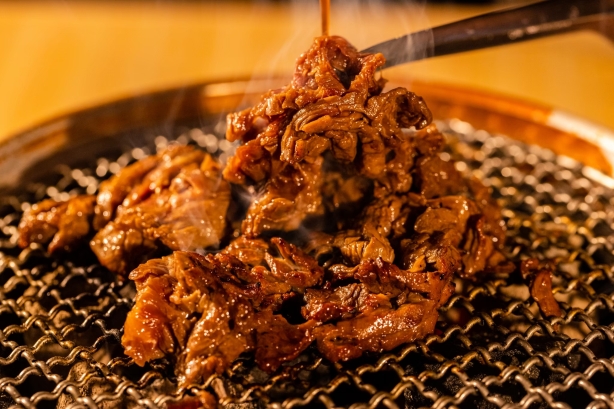 帝王蟹+黑毛和牛+涮涮鍋＆壽喜燒+壽司 - 梅田nikusakana