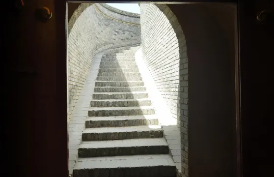 河南三門峽博物館+函谷關+陝州地坑院一日遊可中英文服務