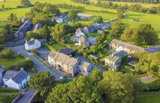 英國倫敦+牛津+班普頓+海克利爾城堡【10小時包車一日遊】