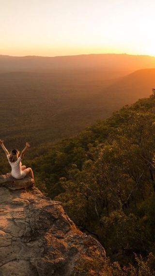 1-day tour to Grampians National Park from Melbourne [24-seater minibus with city transfers included]