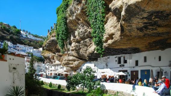 Lawatan sehari ke Long Daloh dan bandar batu Setenil dari Sevilla, Sepanyol