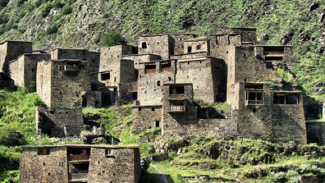 Benteng Ananuri + Celah Datvisjvari + Desa Benteng Shatili + Lebaiskali