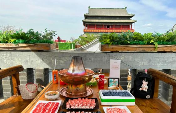 Beijing: Hidden Hutong Discovery Walk & Food Journey