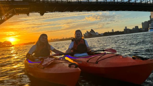 2 uur kajakken [Stedelijke kajakervaring in Sydney met zonsondergang/zonsopgang + optie voor eenpersoons/tweepersoons kajak]