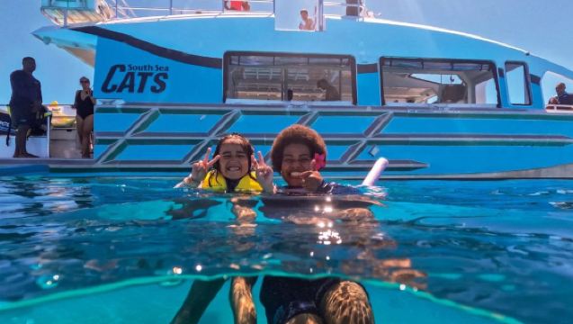 Half-day snorkeling at Mamanuca Islands, Fiji [includes transfers + lunch + guide]