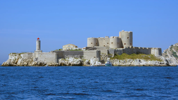 法國馬賽：中法英翻譯+地陪 | 專業翻譯 | 展會翻譯| 商務陪同拜訪| 旅遊地陪導遊 | 行程規劃（私人訂製）