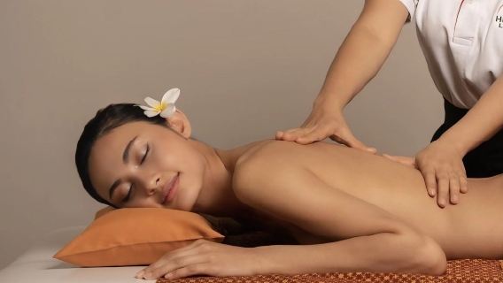 Masaje tailandés Makkha Health en Pattaya (auténtico tailandés + masaje tradicional + alivio del estrés + servicio atento durante toda la sesión)