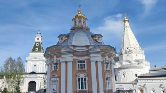 1-day tour in Sergiev Posad: Holy mountain and the great monastery (admission ticket not included)