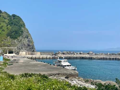 2023 基隆嶼 | 登島 + 燈塔 + 象鼻岩 + 繞島 | 含船票