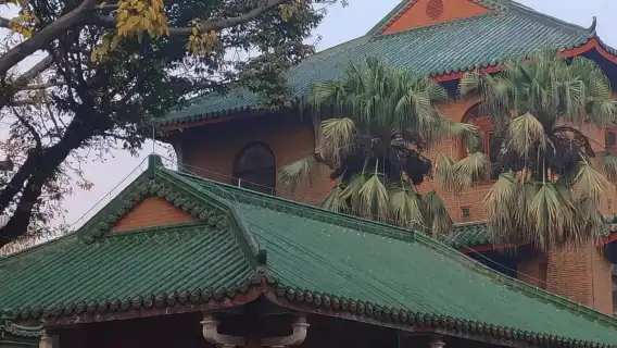 Tur Pribadi 1 Hari Guangzhou ke Balai Leluhur Klan Chen, Museum Raja Nanyue, Kuil Liurong, Pulau Shamian