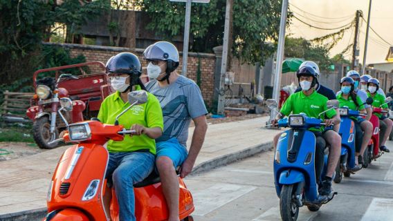 Siem Reap Foodies Vespa Tour