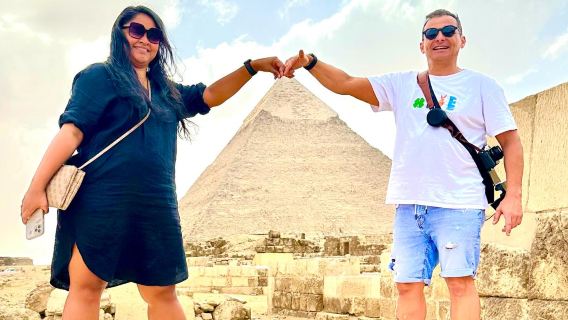 Tour giornaliero al Cairo alle Piramidi, Museo Egizio e Bazar di Khan El Khalili