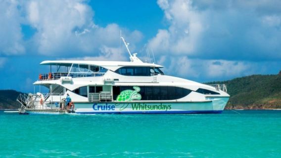Whitehaven Beach + Whitsunday Island one-day tour in Australia